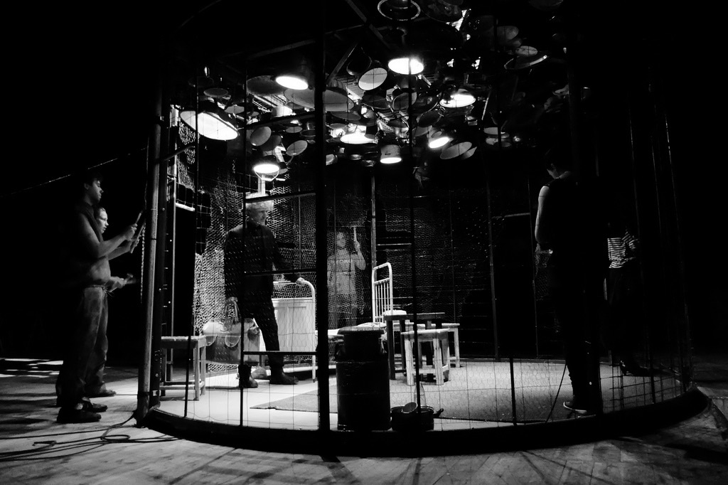 Sometimes the Moon Shines From Below / Lubuski Theatre 2016